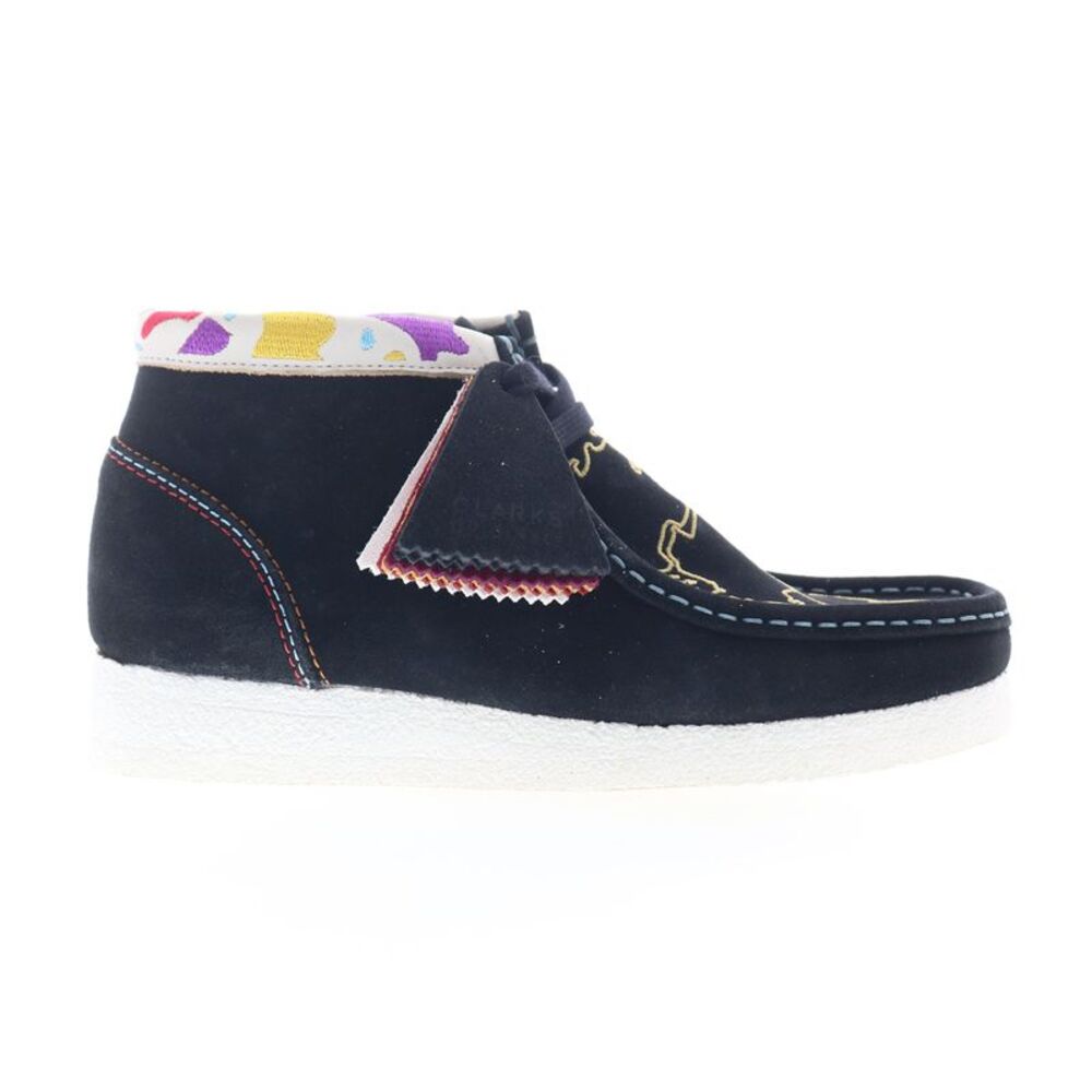 Clarks Womens Wallabee Boot Black Boots (NWT)